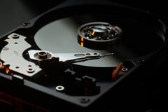Les disques durs de démarrage des PC Windows pourraient bientôt être entièrement remplacés par des disques SSD. (Image Source : Unsplash)