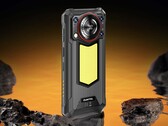 Le smartphone Oukitel WP53 Pro est arrivé avec une pléthore de caractéristiques de durabilité pour les amateurs de camping et d'aventure. (Source de l'image : Oukitel)