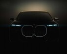 La grande calandre lumineuse en forme de rein est peut-être l'élément de design le plus distinctif de la nouvelle BMW i7 (Image : BMW)