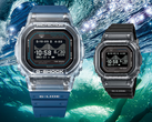 Le modèle GBX-H5600-2 bleu de Casio (à gauche) et le modèle GBX-H5600-1 noir (à droite).