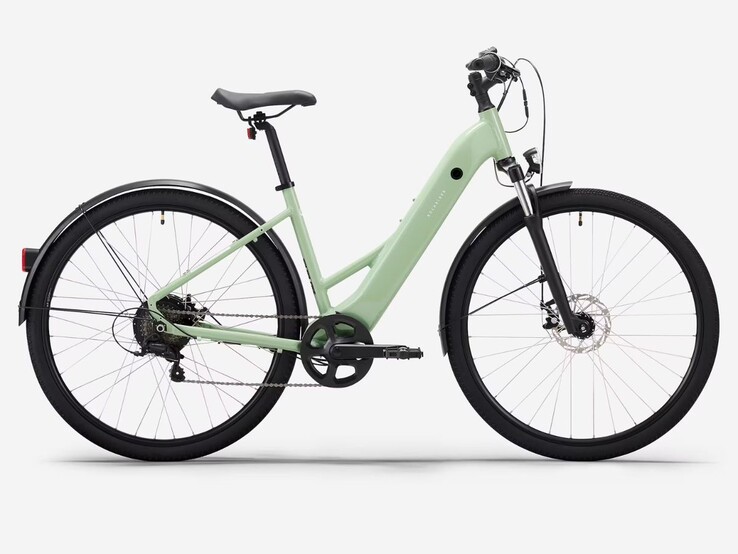 Le vélo hybride électrique Rockrider E-ACTV 100 à cadre bas de Decathlon en vert amande