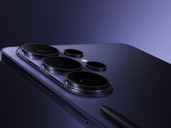 Il est possible que Samsung n'ait pas intégré les aimants Qi2. Illustration : Photo promotionnelle présumée du Galaxy S26 Ultra - éditée.
