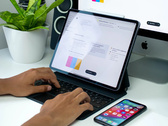 Le contrôle universel devrait arriver pour tous dans les prochaines versions stables d'iPadOS et de macOS. (Image source : Walling)