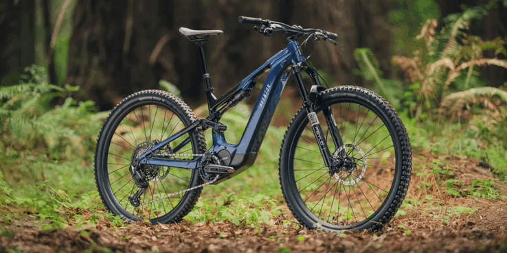 L'Aventon Current ADV eMTB est équipé de freins à disque hydrauliques SRAM