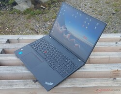 Lenovo ThinkPad T16 G1 Intel, fourni par :