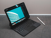 Apple pourrait étendre la gamme iPad Pro à trois tailles, à l'image de la série Galaxy Tab S de Samsung. (Image source : Ernest Ojeh)