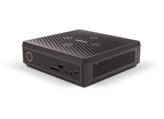 La ZOTAC ZBOX QCM7T3000 a du punch. (Source de l'image : Zotac)