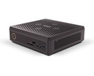 La ZOTAC ZBOX QCM7T3000 a du punch. (Source de l'image : Zotac)