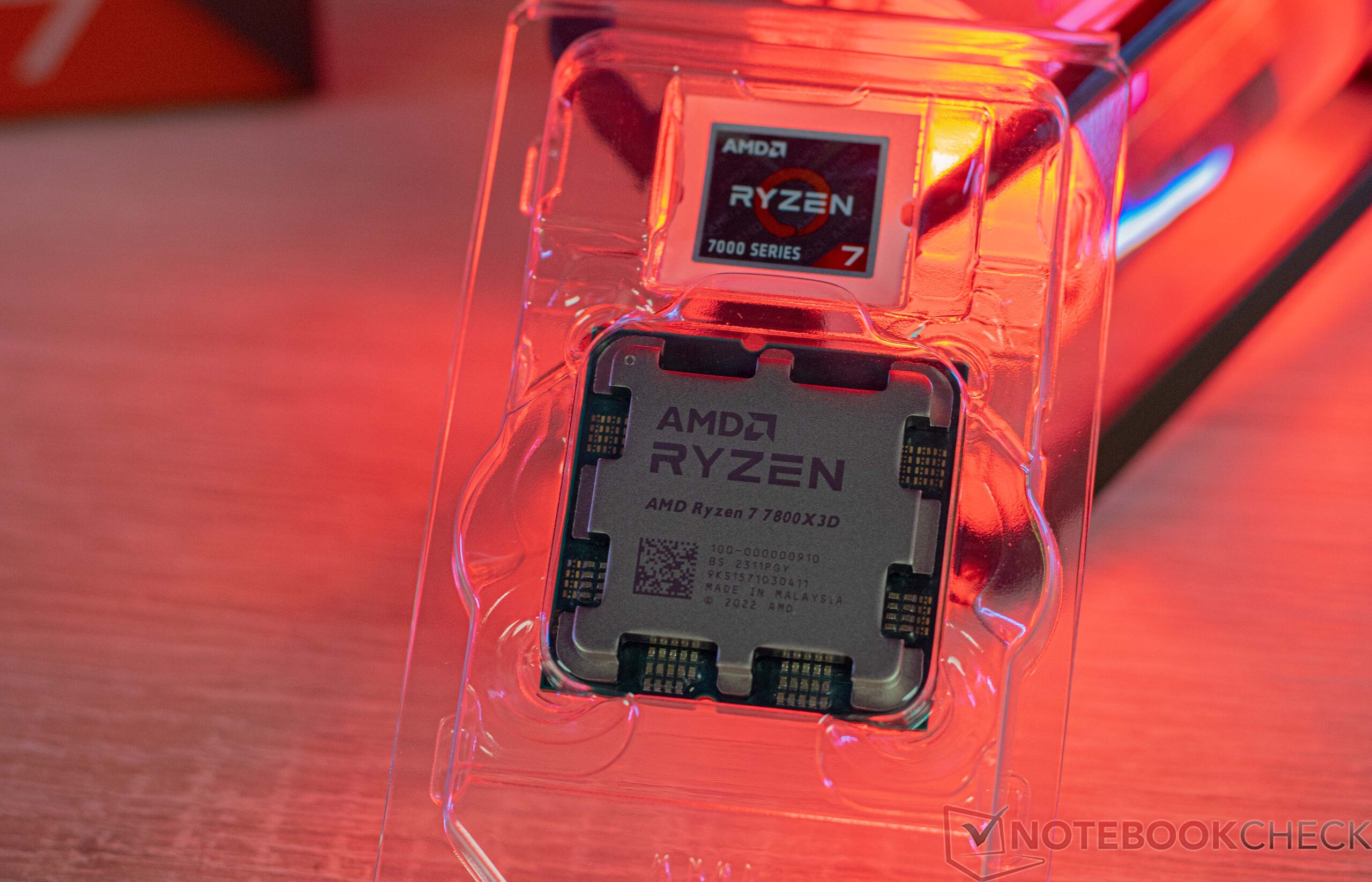 AMD Ryzen 7 7800X3D est le meilleur vendeur pour le dixième mois  consécutif, le Core i9-14900K d'Intel décolle – Moustache Magazine