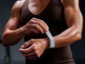 Le bracelet Amazfit Helio Strap est l'un des bracelets de fitness les plus abordables du marché.