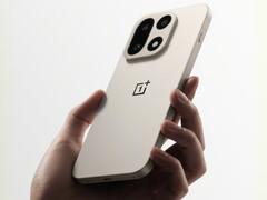 Le OnePlus 15 pourrait être lancé en Chine le 27 octobre 2025. Photo : l&#039;arrière du téléphone. (Source de l&#039;image : OnePlus)