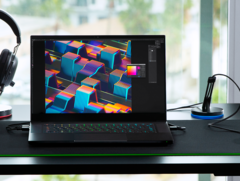 Le Razer Blade 15 est livré avec des options Core i9 et une webcam IR 1080p pour la toute première fois (Source : Razer)