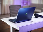 L'Aurora 16 représente une proposition intéressante parmi les ordinateurs portables de jeu de milieu de gamme. (Source de l'image : Dell)