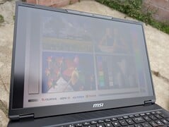 En extérieur par temps couvert et lumineux