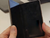 Le Pixel Fold sera l'appareil le plus cher de Google à ce jour. (Source de l'image : @Za_Raczke)