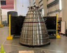 Photo d'un moteur-fusée RS-25 (Source de l'image : Aerojet Rocketdyne ; recadré)