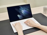 Samsung lance Galaxy Book Pro 13,3 pouces et 15,6 pouces équipés d'écrans AMOLED et de graphiques Iris Xe (Source : Samsung)