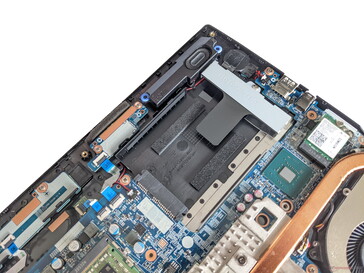 Gigabyte G5 - Emplacement pour disque dur libre, module WLAN remplaçable