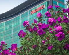 Un ensemble non divulgué de brevets américains de Huawei sera transféré à Qualcomm une fois que les autorités de régulation auront approuvé la vente.