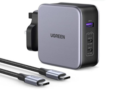 Le chargeur Nexode 140W PD3.1 d'UGreen est compact, environ 22% plus petit que son équivalent Apple. (Image source : UGreen)