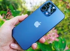 L'iPhone 15 Pro Max ( Apple ) a été le smartphone le plus populaire au monde au premier trimestre. (Image : Notebookcheck)