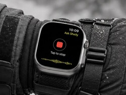 L'Hypershell Halo peut être contrôlé depuis une montre connectée grâce à son assistant IA Shelly.