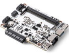 Le ZimaBlade est disponible en version double cœur et quadruple cœur. (Source de l'image : IceWhale Technology)