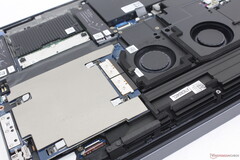 Le Pro Max 16 Plus est l&#039;un des rares ordinateurs portables modernes à être livré avec une carte graphique amovible appelée DGFF (Dell Graphics Form Factor)