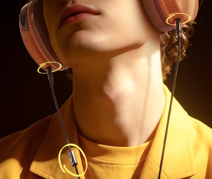 Le casque Fiio Snowsky Nature est équipé d'un câble détachable doté d'une télécommande intégrée.