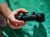 La PlayStation 3 de Sony était livrée avec la manette DualShock 3 dans son coffret, une manette qui fonctionne également avec RPCS3.