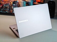 Asus ExpertBook PM3 (source de l'image : Notebookcheck)