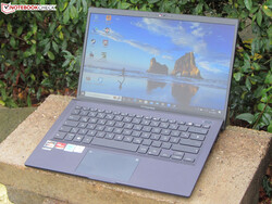 Le Asus ExpertBook L1 L1401CDA-EK0457R, fourni par :