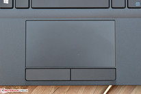 Le touchpad est bon dans l'ensemble.