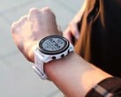 La smartwatch Garmin Forerunner 945 LTE (photo) reçoit une nouvelle mise à jour. (Source de l'image : Garmin)