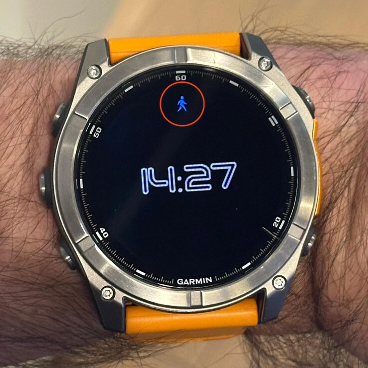La nouvelle icône de l'homme bleu est un raccourci pour la fonction Reprendre plus tard de Garmin. (Source de l'image : u/svacher via Reddt)