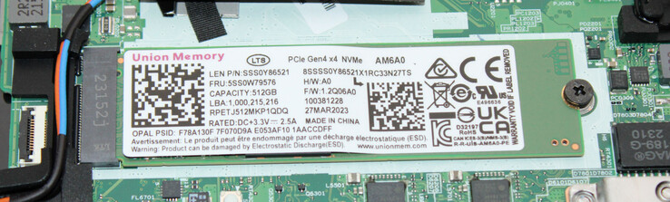 Un disque SSD PCIe 4 sert de stockage au système.