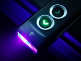 La Vezerlezer WK2 combine une lampe de poche EDC et un pointeur laser.