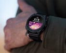 La Tactix 8, en photo, est l'une des smartwatches éligibles à la version bêta 15.26. (Source de l'image : Garmin)