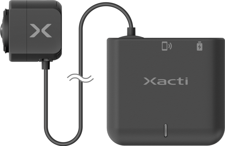 Le CX-WL100 se compose d’une tête de caméra compacte reliée à une unité principale distincte. La tête de caméra pèse environ 29,5 g sans son câble.