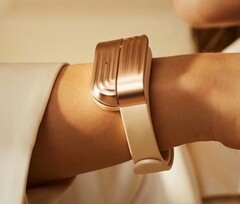 Clair intègre une série de capteurs dans un bracelet discret.