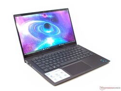 Dell Inspiron 7306 2-en-1 avec l'aimable autorisation de :