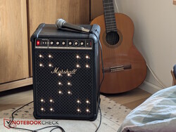 Lumières de scène et karaoké