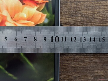 Cadres latéraux très étroits