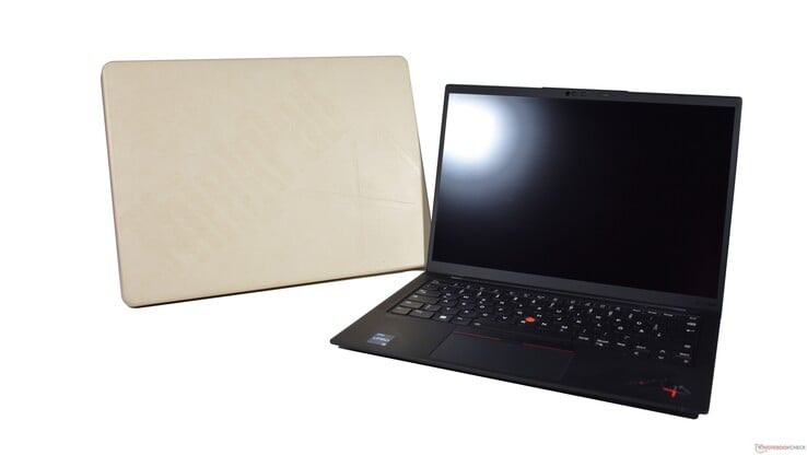 Lenovo ThinkPad X1 Carbon Gen 10 : Nouvel emballage recyclable en papier