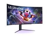 Le LG UltraGear 45GR95QE offre une résolution WQHD avec un taux de rafraîchissement de 240 Hz. (Image source : LG)