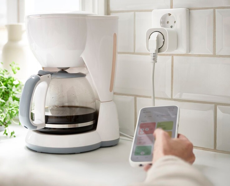 L'Inspelning, dont la sortie est prévue pour cet automne, sera la première prise intelligente du géant suédois de l'ameublement à surveiller la consommation d'énergie. (Source : IKEA)