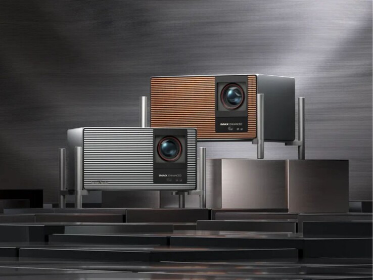 Le projecteur Xgimi Titan Noir