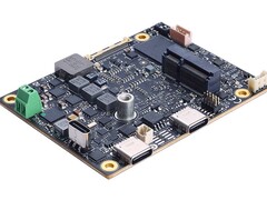 KIWI330 : Nouvel ordinateur monocarte avec processeur Intel. (Source de l'image : Axiomtek)