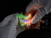 L'écran micro-LED extensible de Royale peut supporter pas mal d'abus. (Image Source : Royale)
