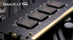 L&#039;équipe travaille sur les produits DDR5. (Source : Team Group)